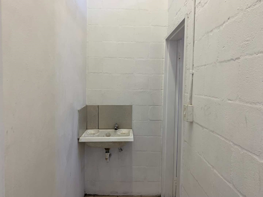 To Let Commercial Property for Rent in Epping Industrial Western Cape